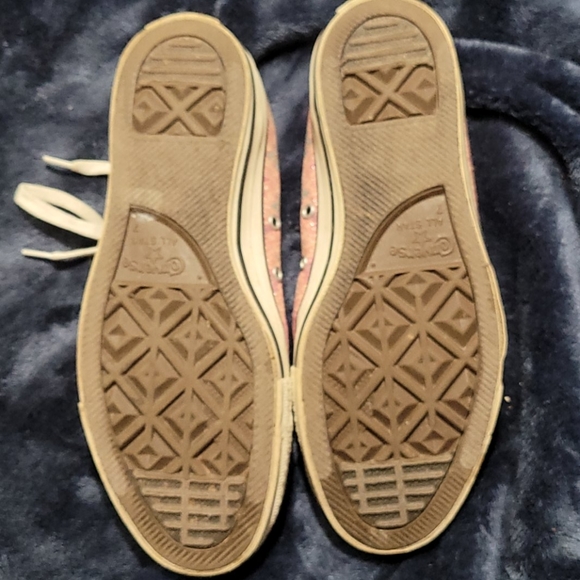 Converse low tops - Picture 3 of 3